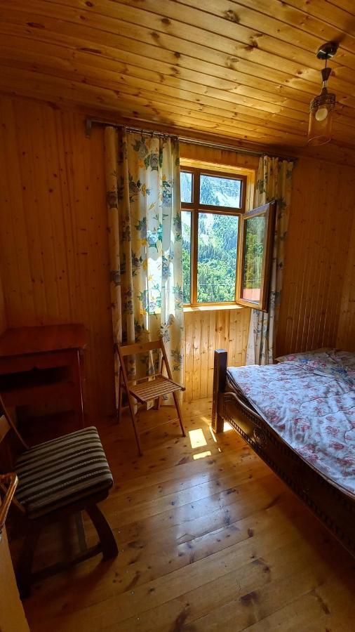 Guest House Elisabeth Adishi ภายนอก รูปภาพ