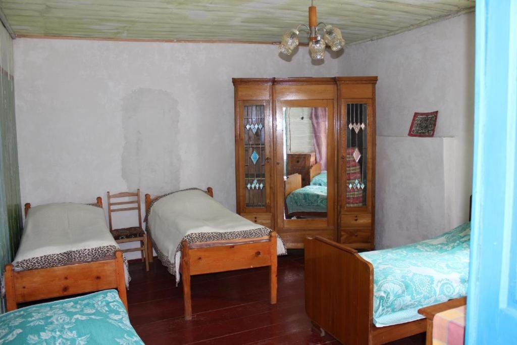 Guest House Elisabeth Adishi ภายนอก รูปภาพ